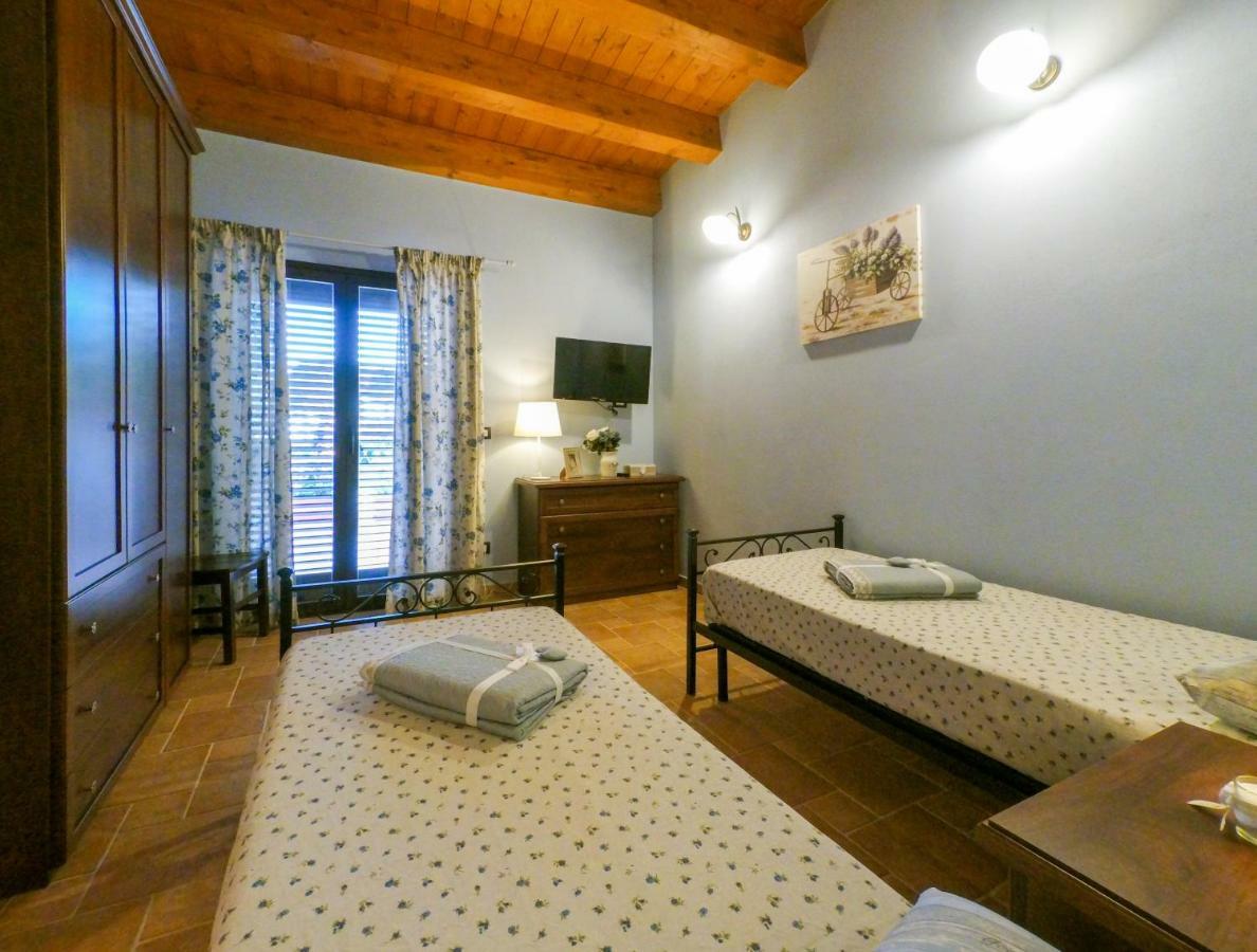 Le Perle Azzurre Villa Fontane Bianche Esterno foto