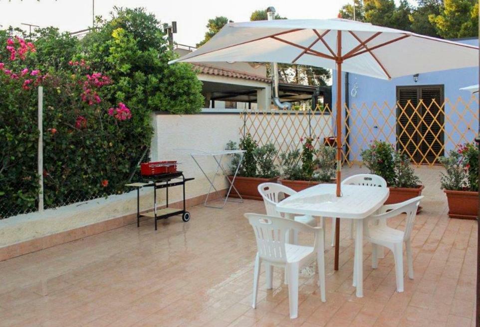 Le Perle Azzurre Villa Fontane Bianche Esterno foto